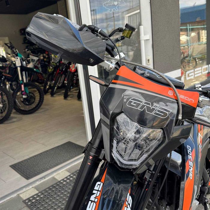 Мотоцикл GEON GNS 300 motard, 28 к.с. рідинне ох, гарантнія, доставка