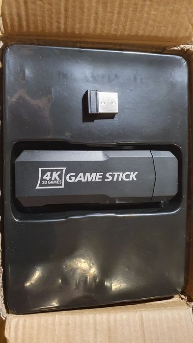 Game stick z WiFi  Konsola retro Amiga Atari PSP C64 ZX Spectrum 128GB