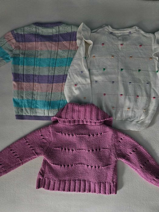 Sweterki dziewczęce 92