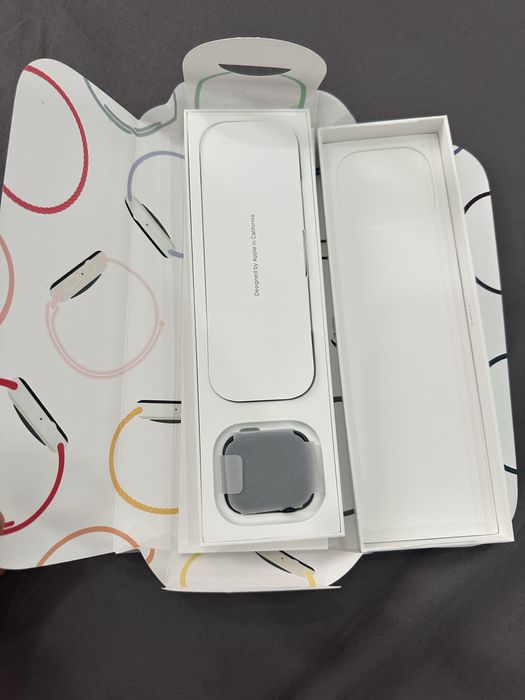 Apple Watch SE (Gen 2) 44mm Midnight nunca usado