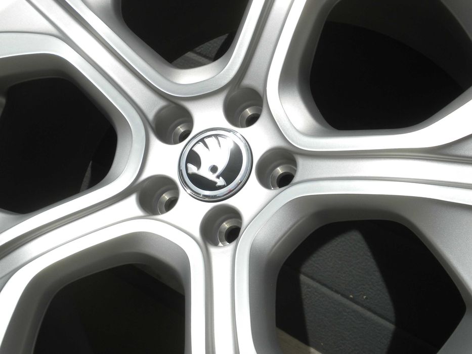 ! Koła letnie aluminiowe 18 5x100 Skoda Kamiq