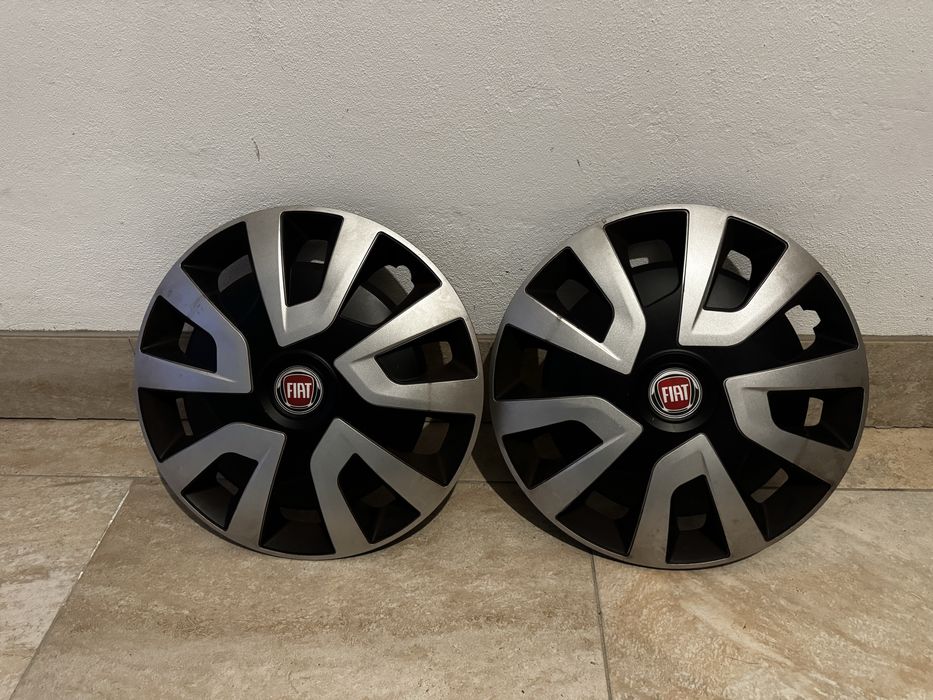 Vendo 2 tampões REVO VAN de 15”, ideais para autocaravanas, furgões e campervans