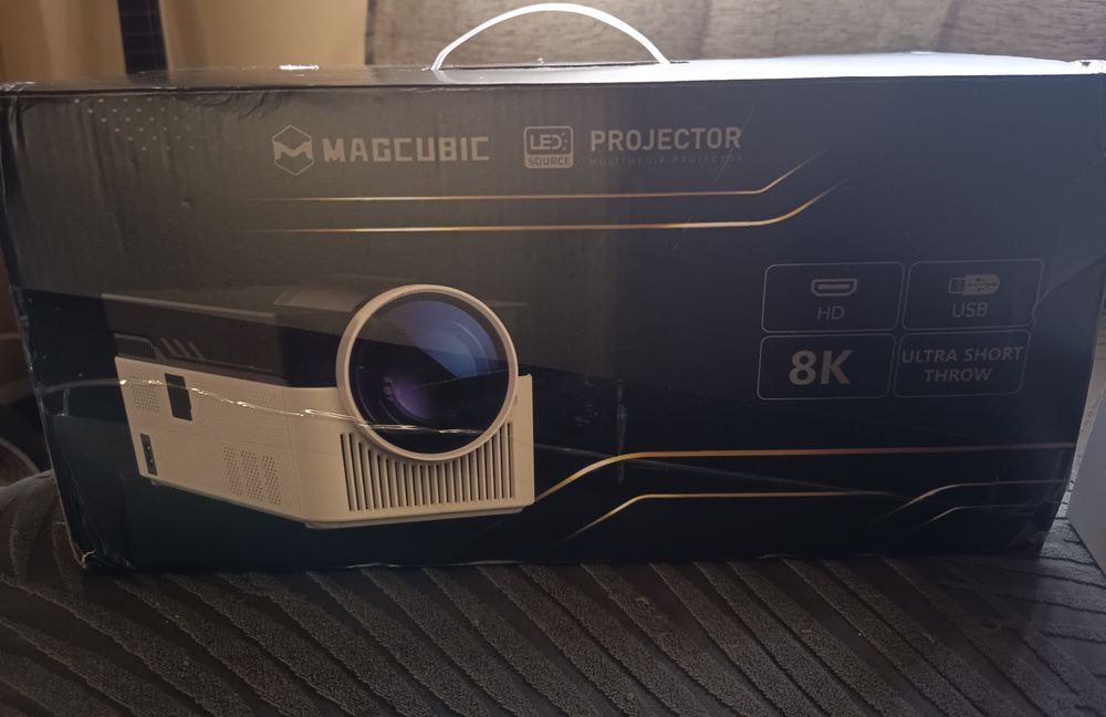 Magickcub Projector 8K466973708287354880
