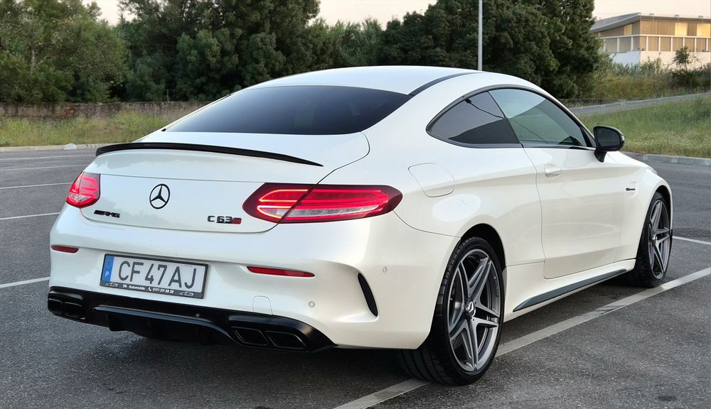 MERCEDES C63S COUPE 510 CV BI_TURBO V8 4.0