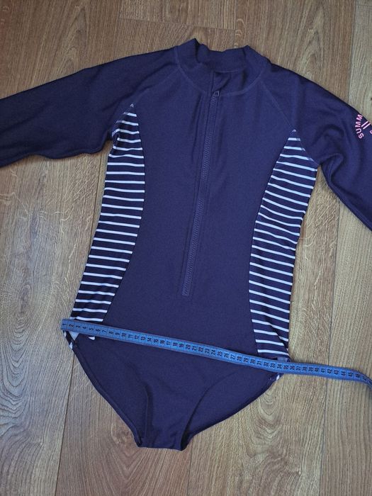 Солнцезащитный костюм 146/152 см для плавания