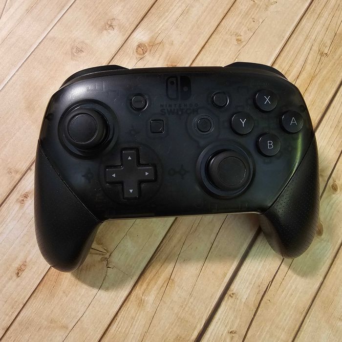 Kontroler NINTENDO SWITCH PRO CONTROLLER Pad Oryginał Stan Dobry+ 8/10