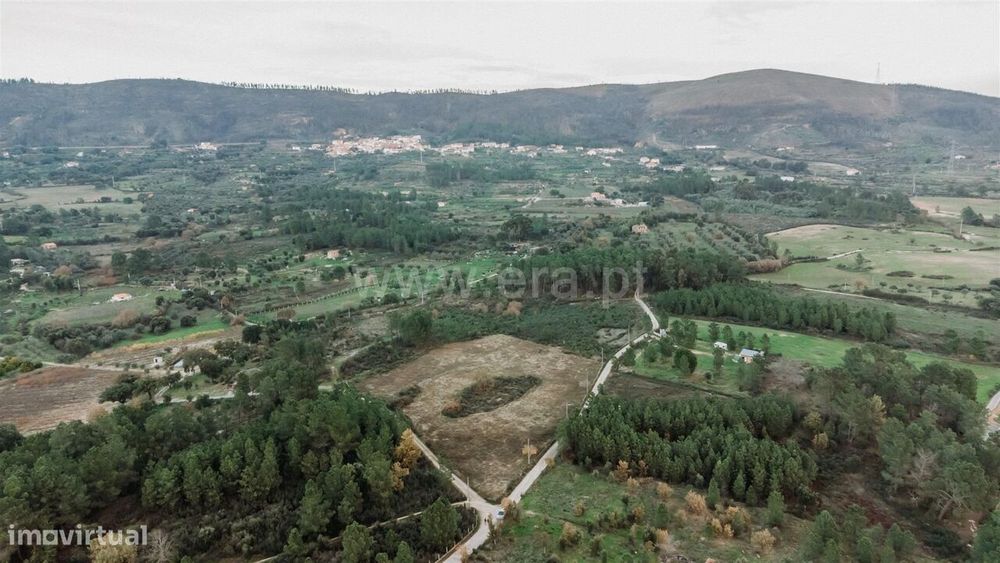 Terreno / Fundão, Vale de Prazeres e Mata da Rainha — Vale De Prazeres E Mata Da Rainha, Castelo Branco