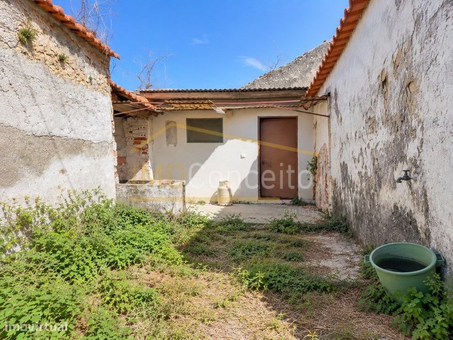 Moradia T2 Filhós/Bugalhos
