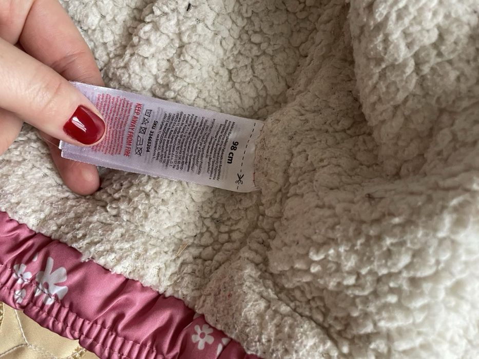 Куртка зивома на дівчинку