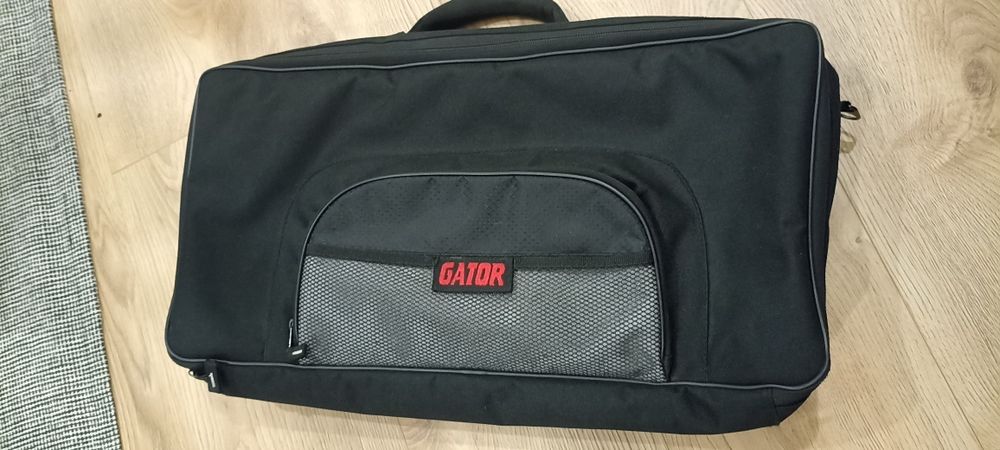 Saco Gator  para pedaleira line 6 Helix