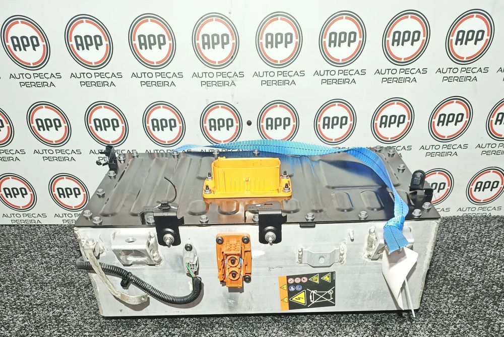 Bateria Renault Captur Híbrido 2022, com cerca de 22 000 kms, ref: