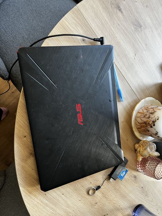 Asus Tuf Gaming gtx 1050ti 8gb ram
