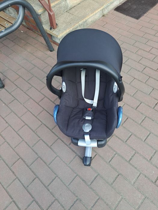 Sprzedam nosidełko z bazą Maxi Cosi