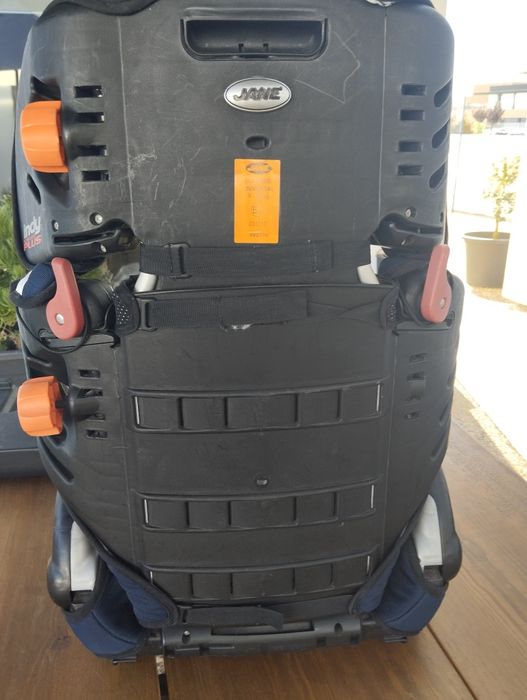 Cadeira auto para criança marca Indy plus