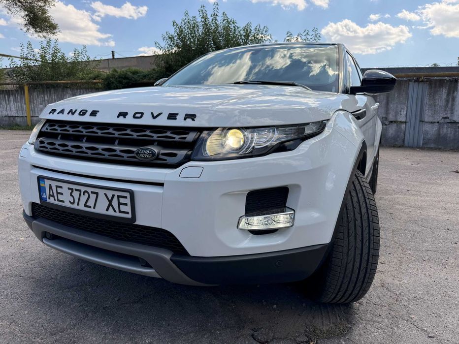 Продамо сімейний Range Rover Evoque з надійним дизельним двигуном 2.2.