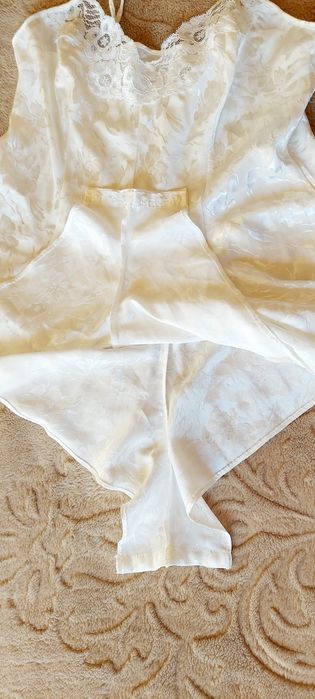 Body,L/XL,piżama,koszulka,satynowe z koronką,St.Michael