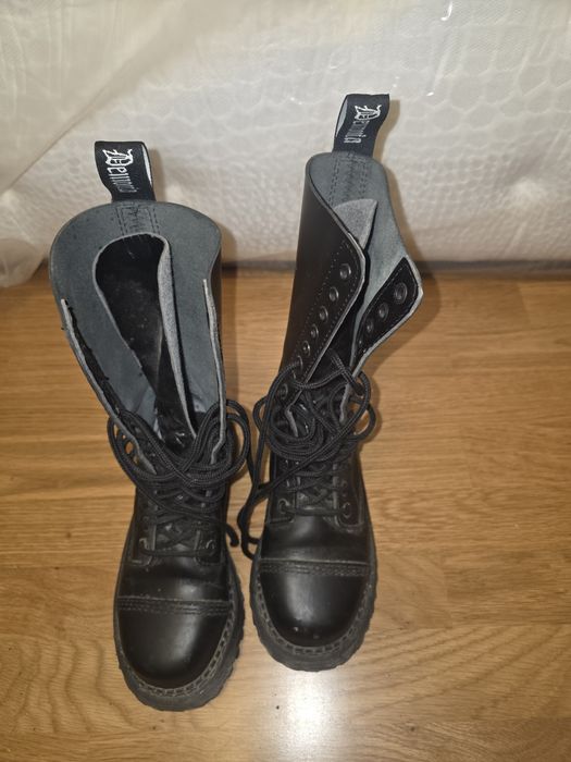 Botas Demonia Mulher N'37
