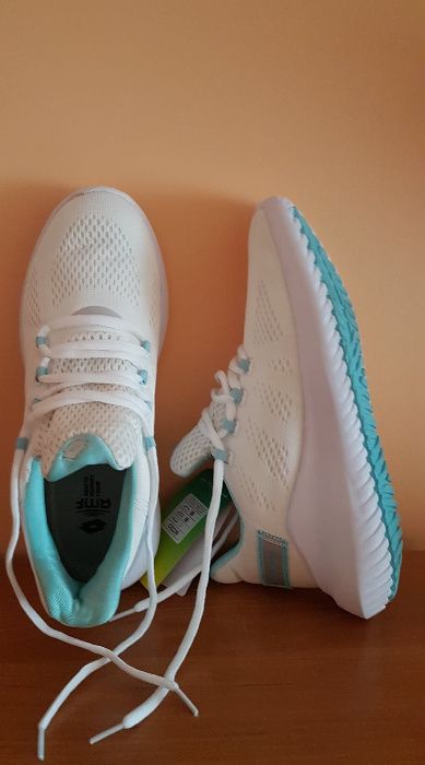 Buty damskie Lotto SMART AMF , rozm. 38,5