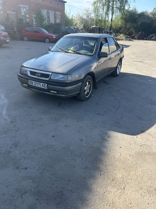 Опель Вектра А 1.6