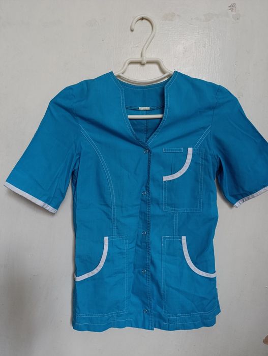 Медичний костюм жіночий