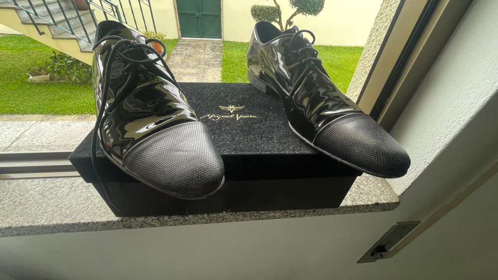 Sapatos cerimónia , marca Miguel Oliveira.