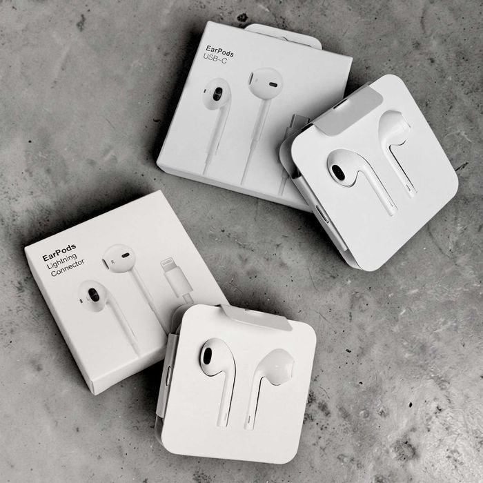 Дротові навушники EarPods (Type C / Lightning)