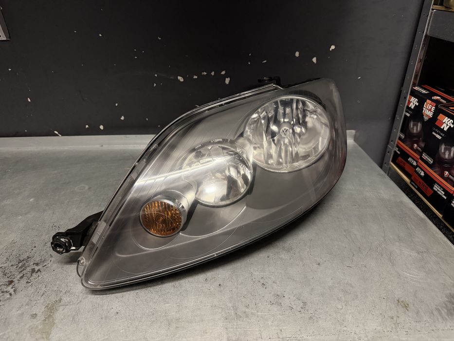 Lampa lewa przód VW Golf V plus 04-09r. wersja Europa oryginał