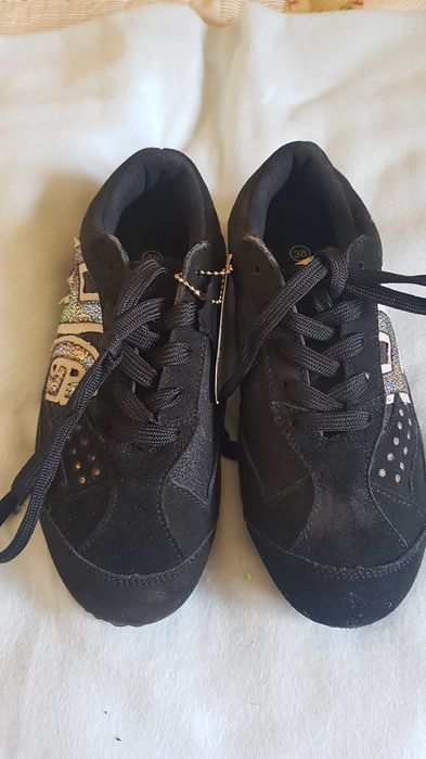 Buty skórzane /zamszowe/ rozmiar 38  wygodne, nowe
