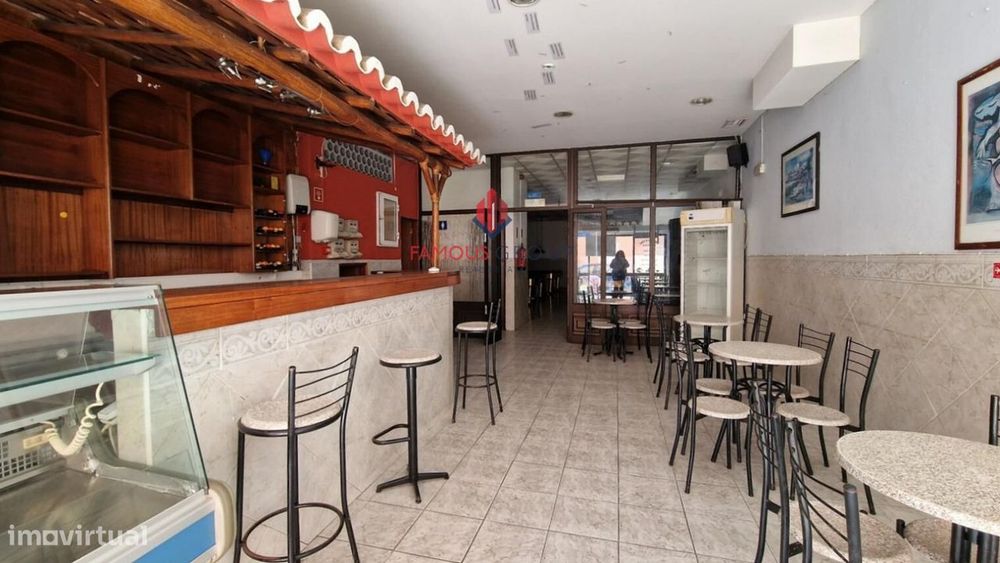 Café / Snack Bar