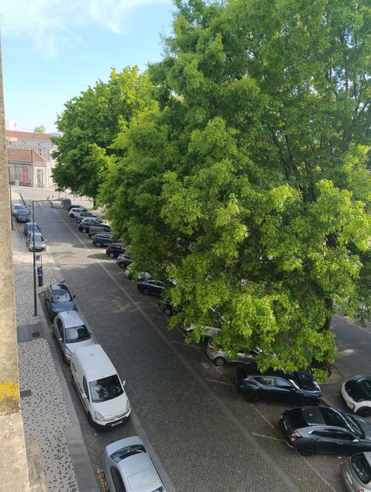 Alugo quarto em Braga