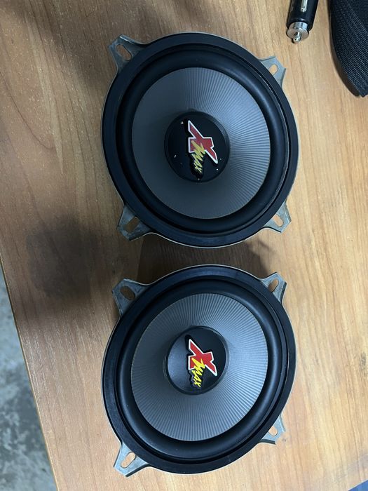 Продам динамики 13