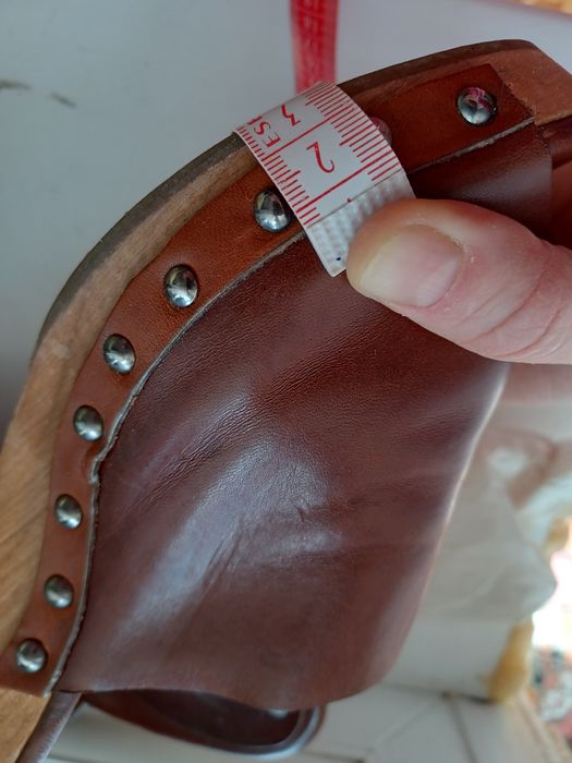 Шльопки, колодки жіночі на дерев'яні Carlo Pazoliniй підошві