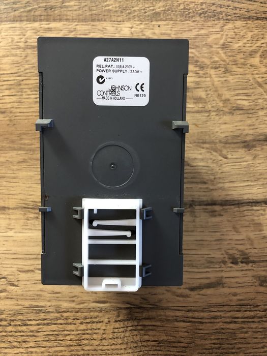 Regulator temperatury termostat sterownik Johnson Controls A27