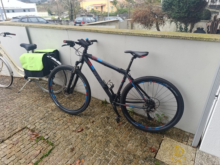Bike Berg  xc9 300€ discos a óleo 29'