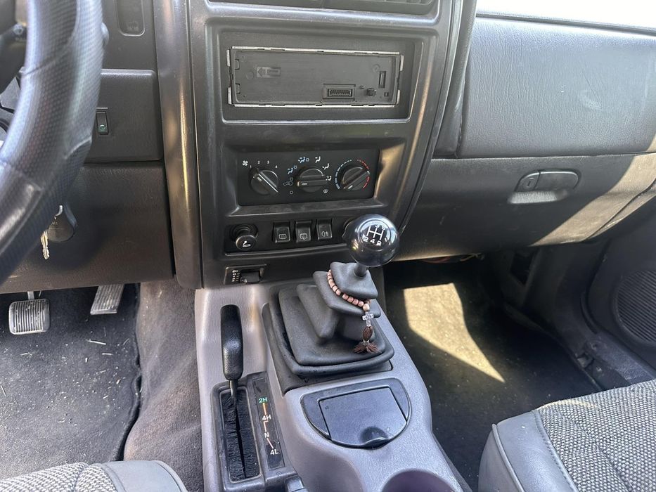 Jeep Cherokee 2.5 дізель 1999 рік