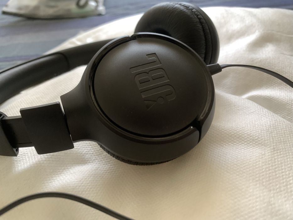 Headphones JBL Tune 500 com fio