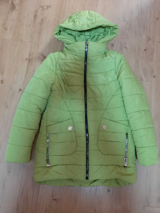 Продам куртку горчичного кольору.