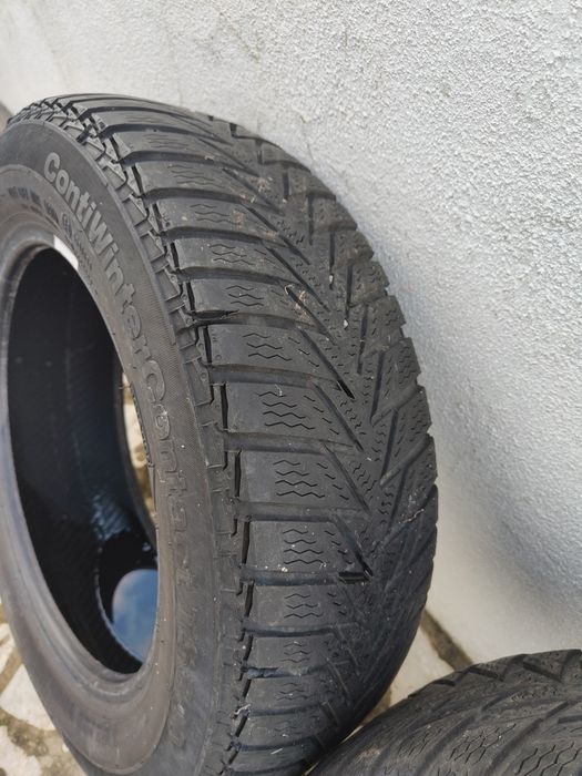 Par de Pneus Continental 175/65/14