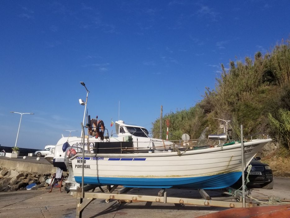 Barco de pesca profissional