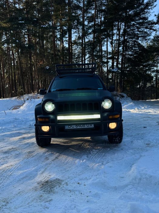 Jeep Cherokee 4х4 позашляховик