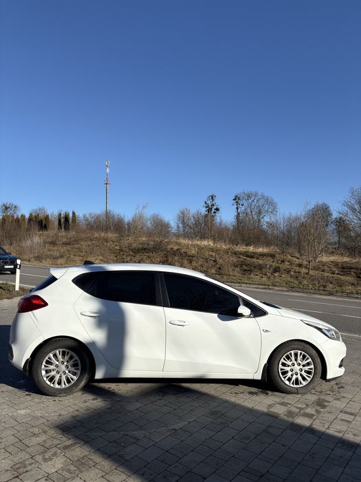 Продам Kia Ceed 2012,1.6 crdi
