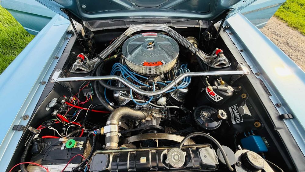 Ford Mustang V8 GT