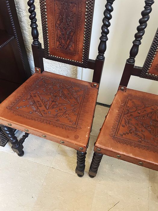 Mobiliário de escritório -  torcidos e tremidos estilo manuelino