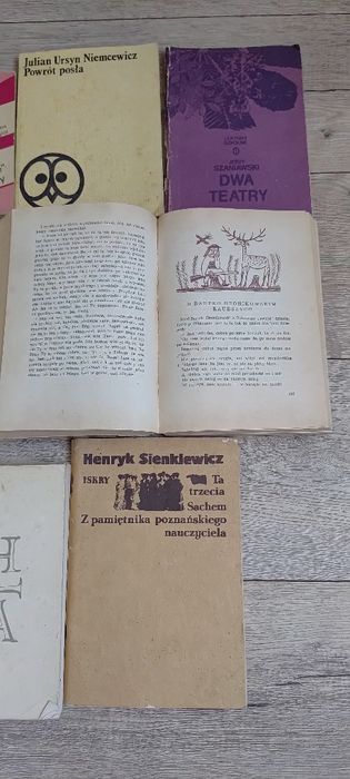 Zestaw lektur szkolnych retro / PRL – Sienkiewicz, Żeromski, Hemingway