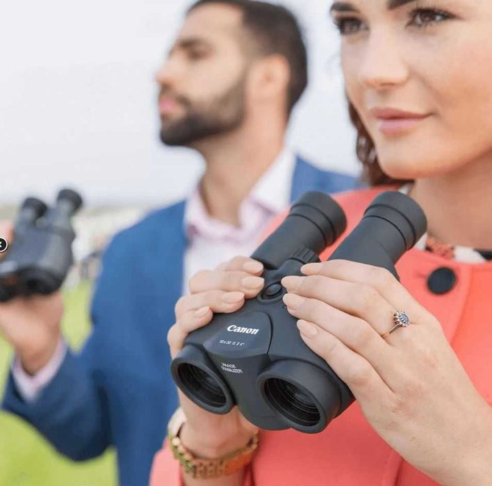 Бинокль cо стабилизацией изображения Canon 8x25 10x30 IS