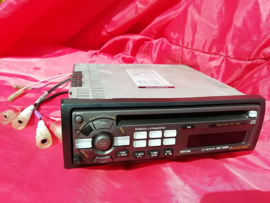 Автомагнітола Radio CD Alpine cde-7828R. Вінтажний. Old school.