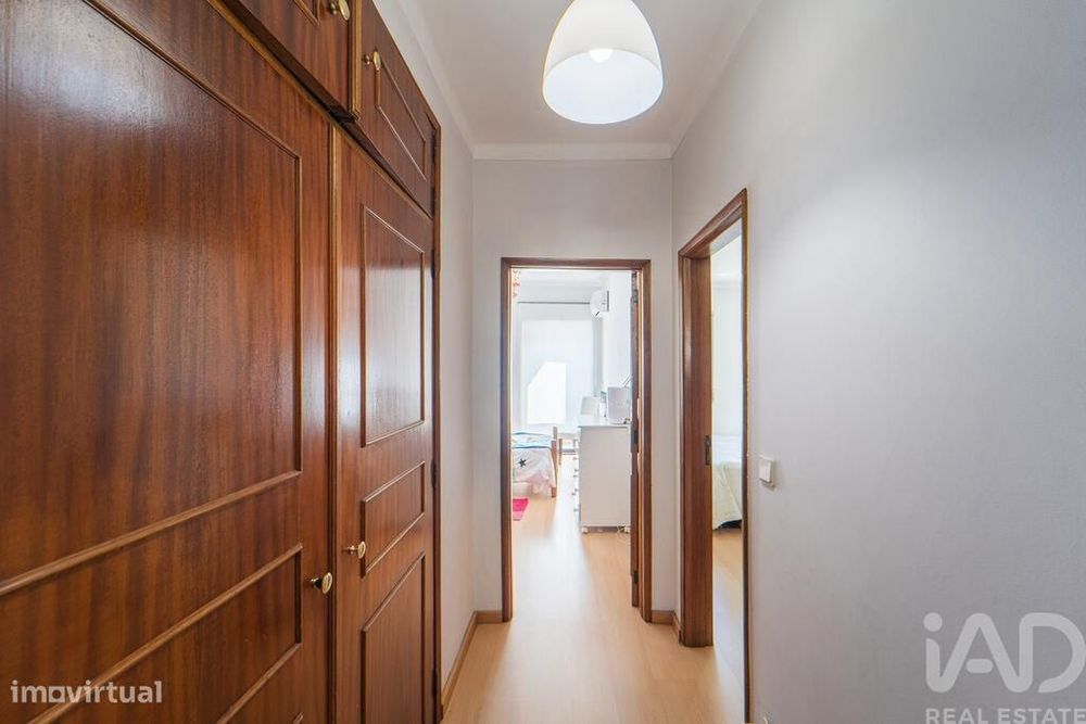 Apartamento T2 em Chafé de 88 m2