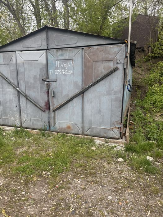 Продається гараж