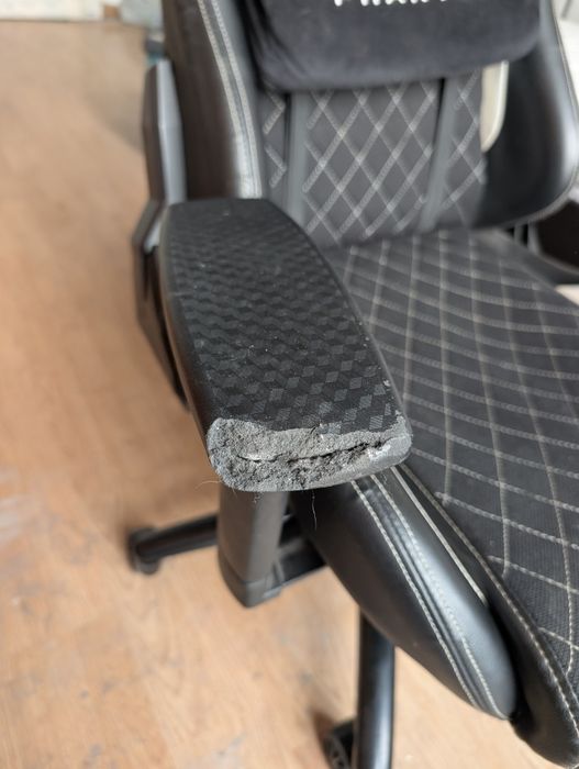 Fotel gamingowy Gamvis Phantom