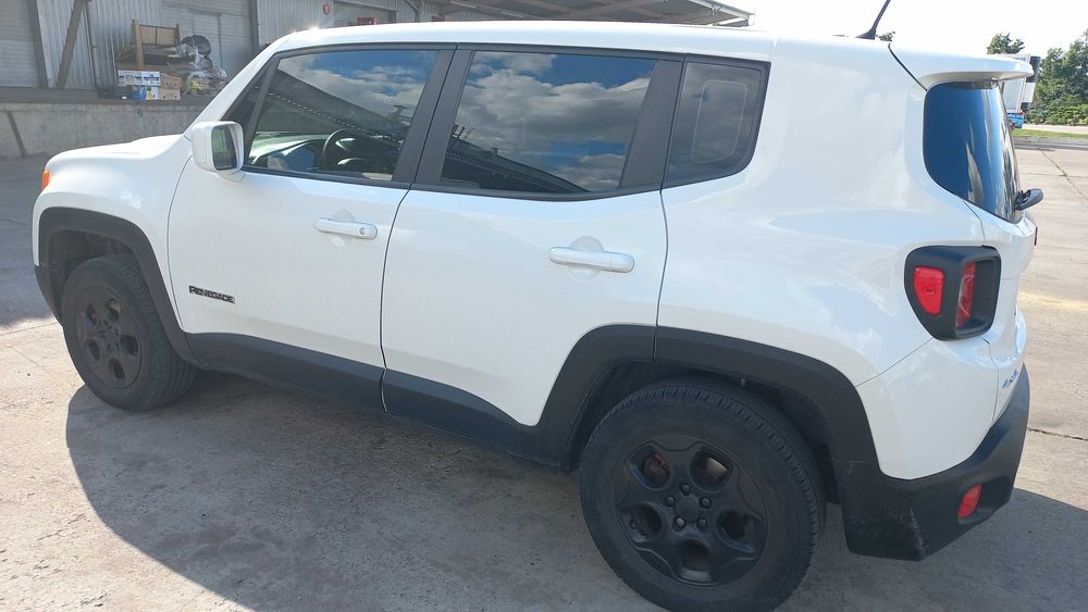 Авто Jeep Renegade